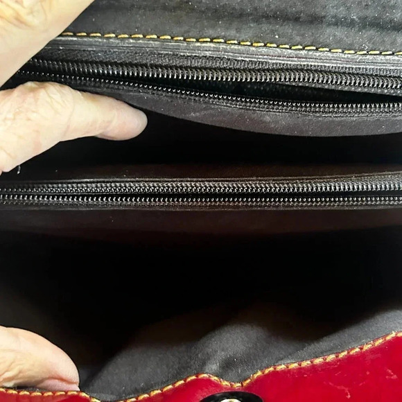 Moda D'Luciano Vintage Red Leather Handbag - Picture 4 of 10